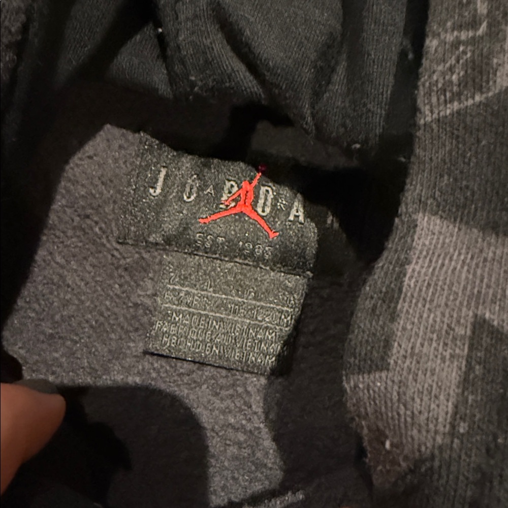Air Jordan Sweatshirt - Picture 2 of 2
